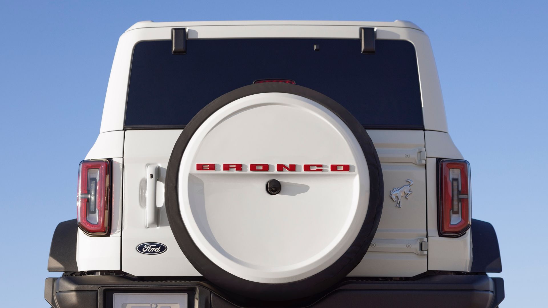 Ford Recalls 1.7 Million SUVs For Rear Camera Glitches