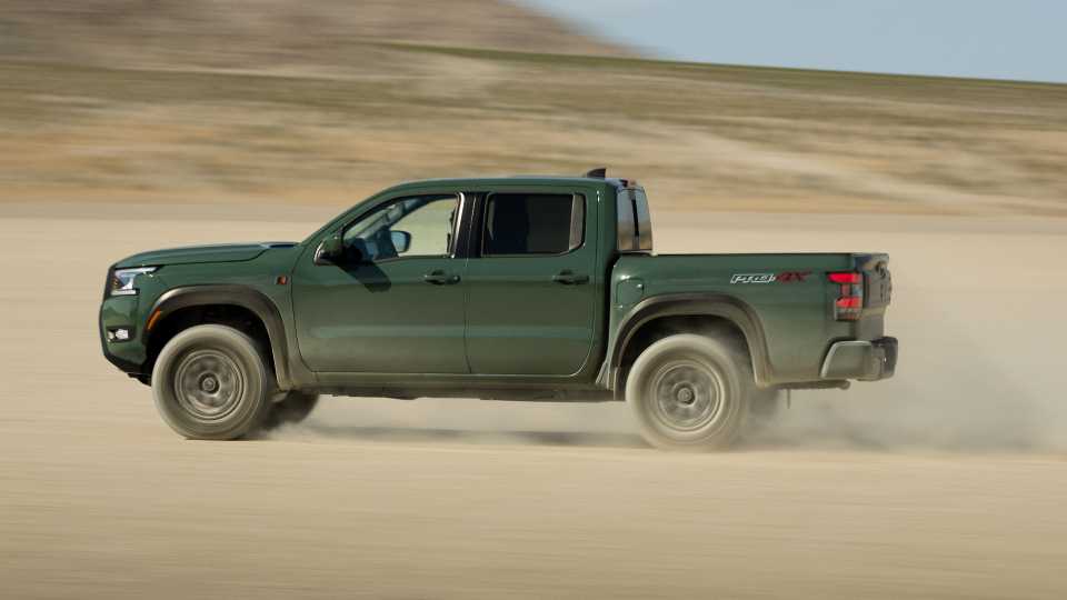 Fronier Rousch Mudding 2026 Nissan Frontier Pro-4X R By Roush Debuts As New Hardcore Off-Road ...