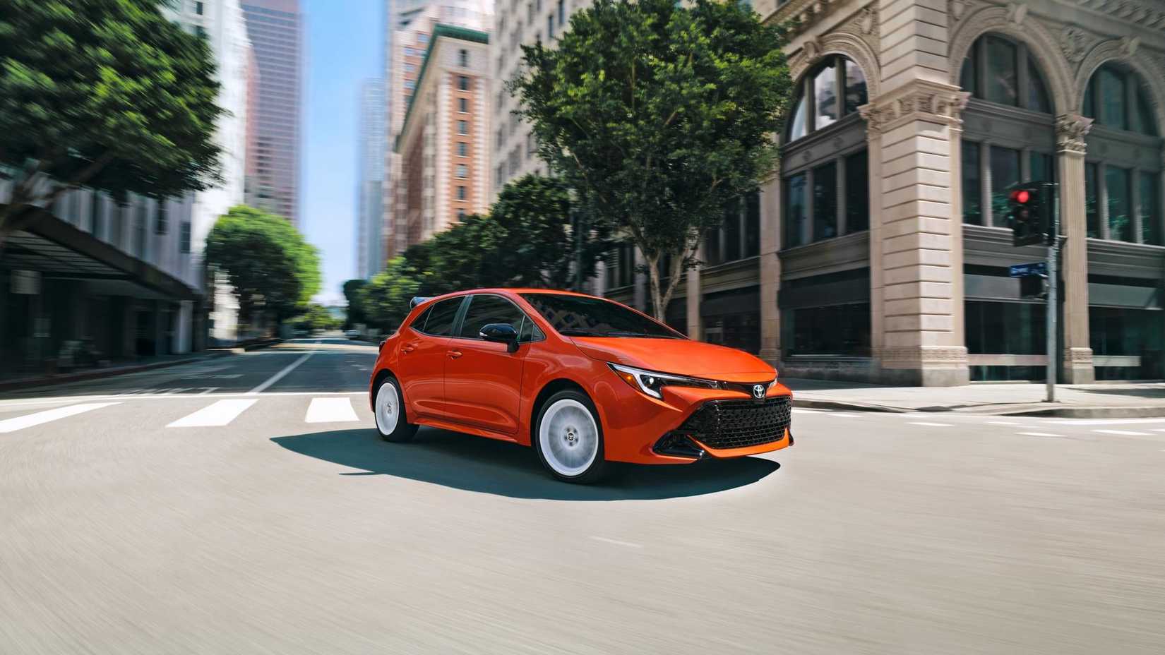 Toyota Corolla Hatchback 2026 обзор и особенности