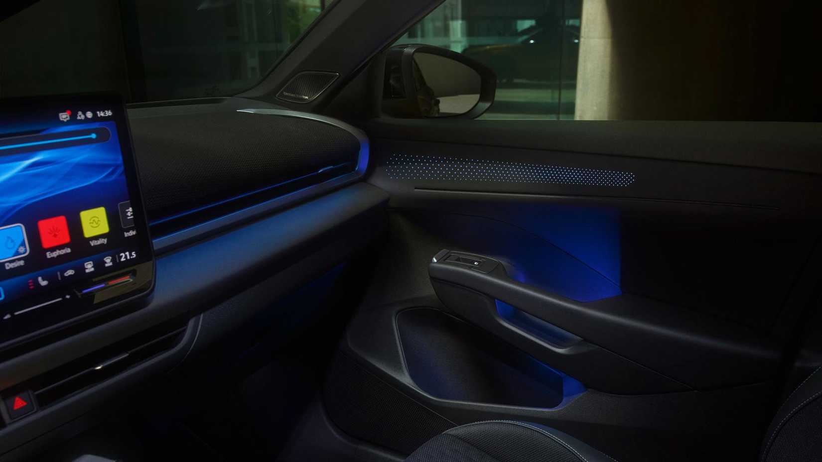 Обновленный Volkswagen T-Roc 2026 с инновационными технологиями и комфортом