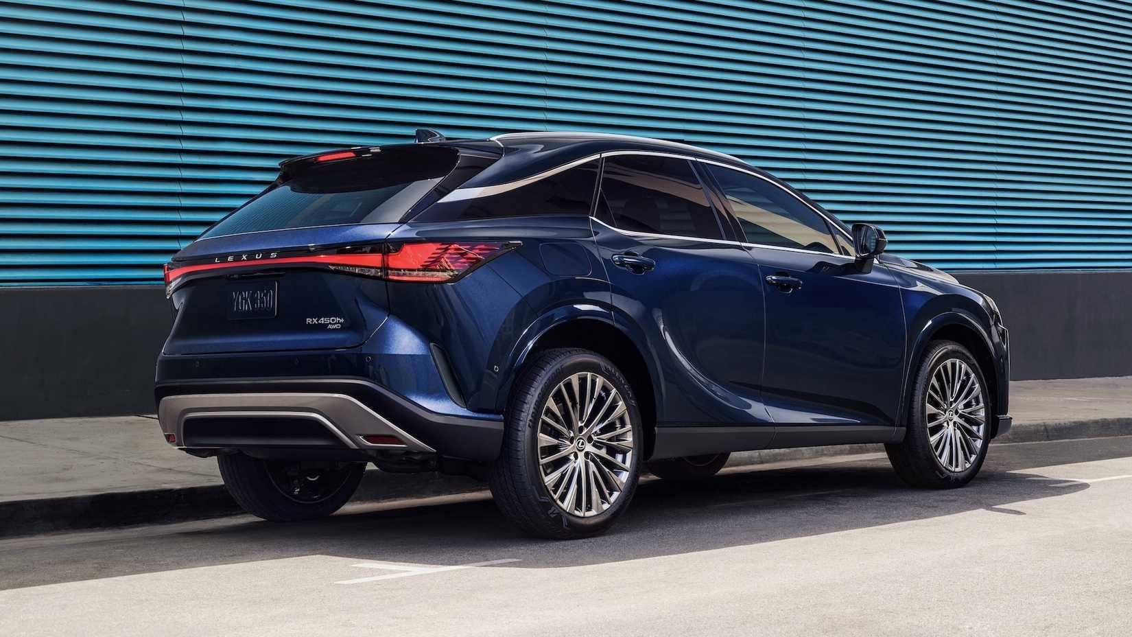 Lexus RX 2026: обновления и новые возможности