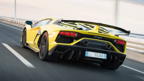 2019 Lamborghini Aventador SVJ Pricing, Photos & Specs
