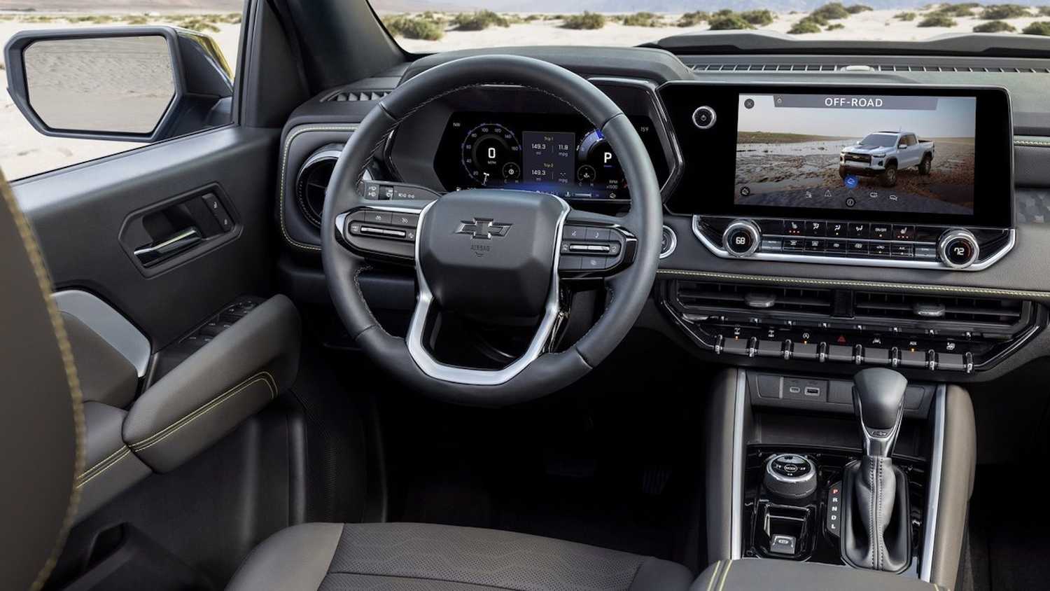 Интерьер Chevrolet Colorado ZR2 2023 года
