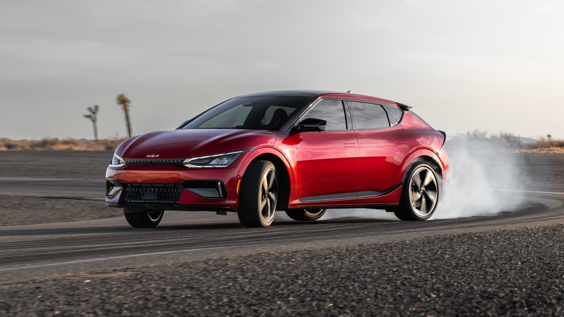 기아 EV6 GT 대 테슬라 모델 Y 퍼포먼스: 어떤 차의 잔존 가치가 더 높을까?