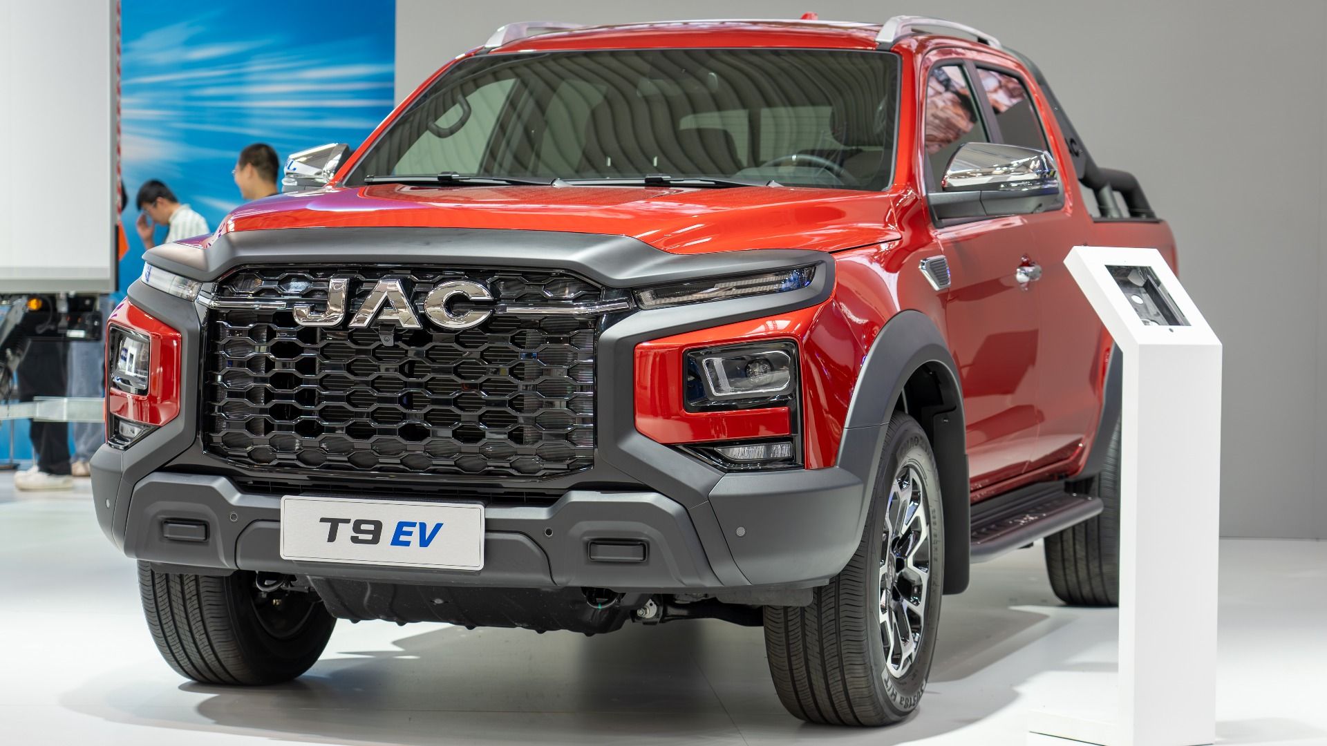 Chinese Electric Truck Models Face Off Against American EVs: Who Comes ...