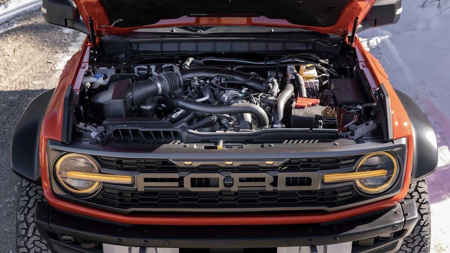 Двигатель Ford Bronco Raptor 2025 года