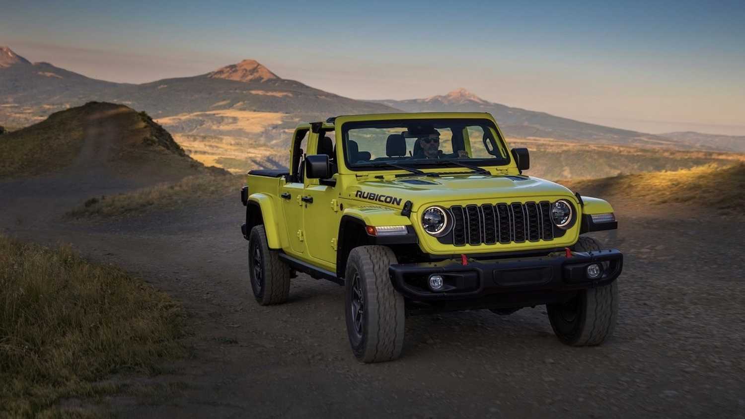 Jeep Gladiator 2024 года, вид спереди, три четверти
