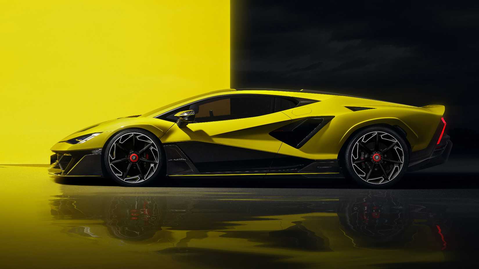 lamborghini-fenomeno-side-2-1
