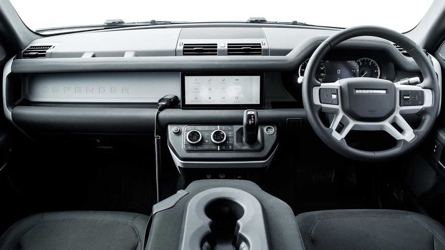Интерьер Land Rover Defender 110 2020 года