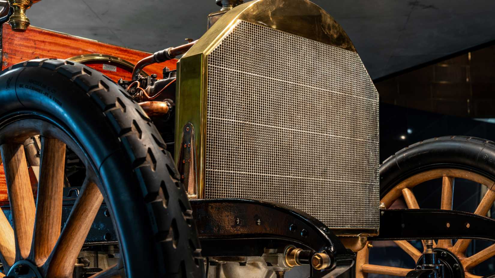Combusted Radiator The Honeycomb Radiator Design Revolutionized Combustion Engine Cooling