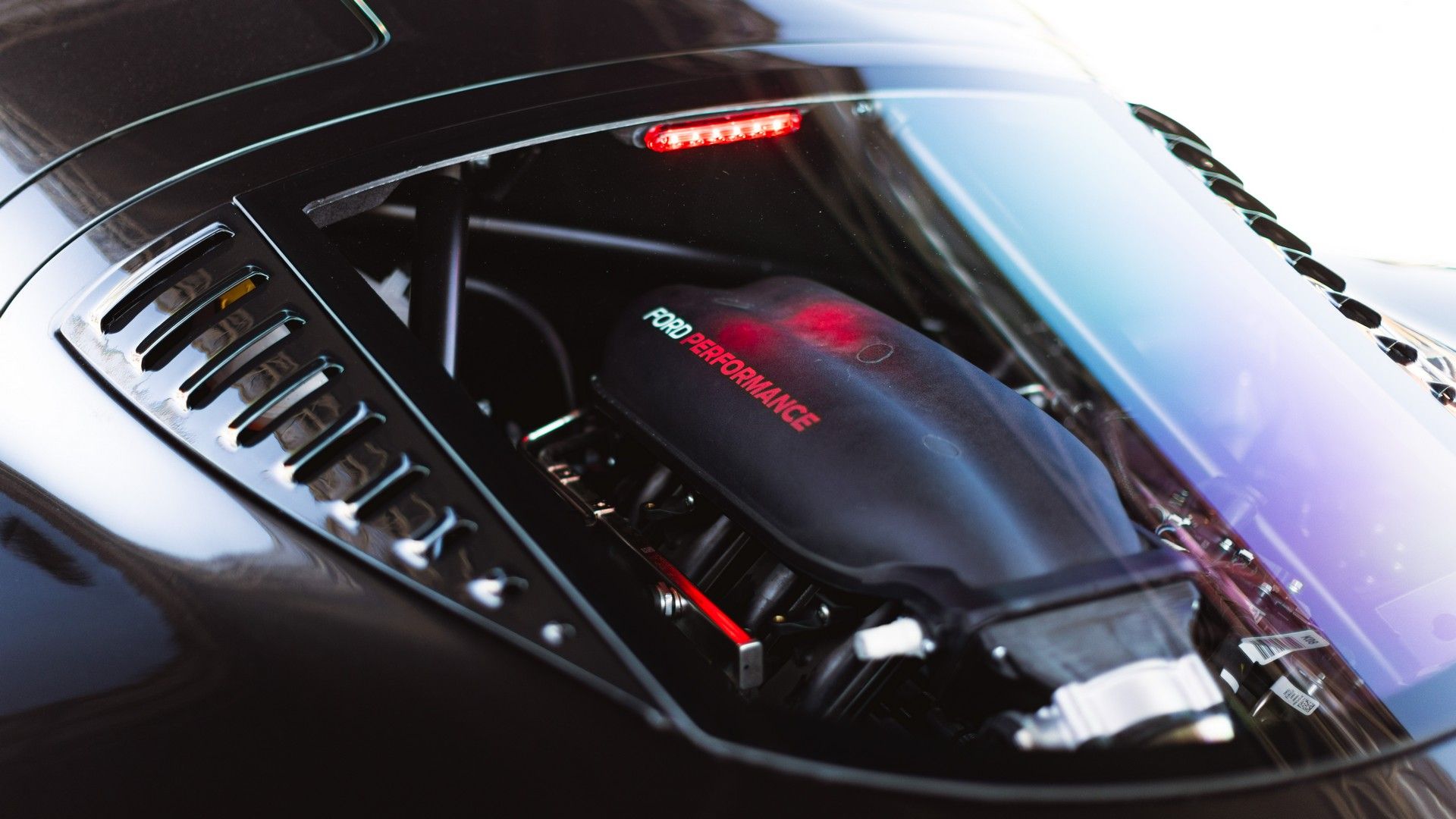 Rhino Racing RR01 Supercar Ready For Production, Now With Ford V8 Power