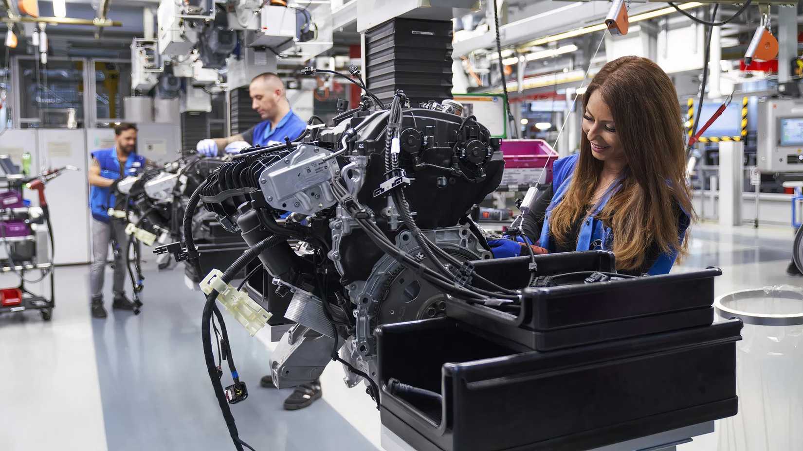 Mercedes-Benz и BMW объединяют усилия в двигателях для гибридов
