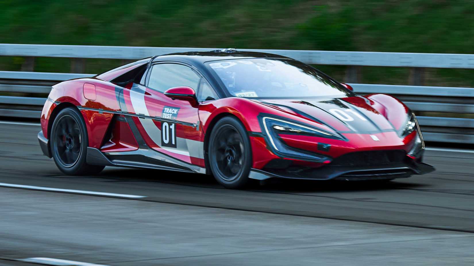 Yangwang U9 Track Edition Front 3/4 View