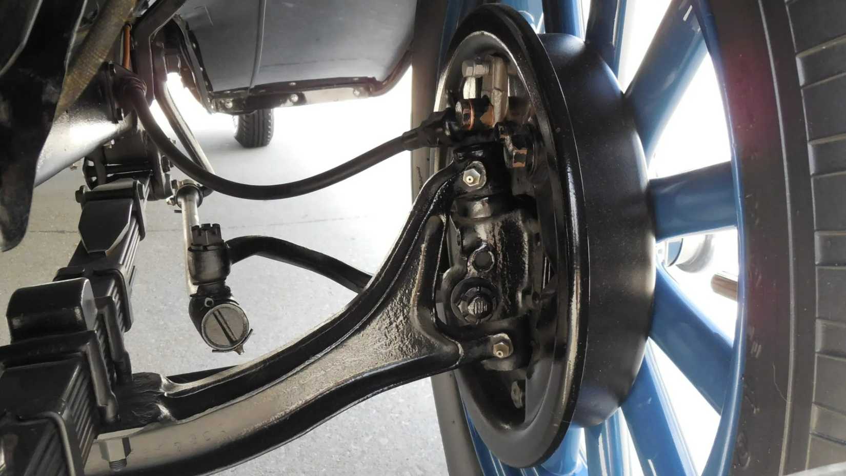 1928_plymouth_model_q_brakes