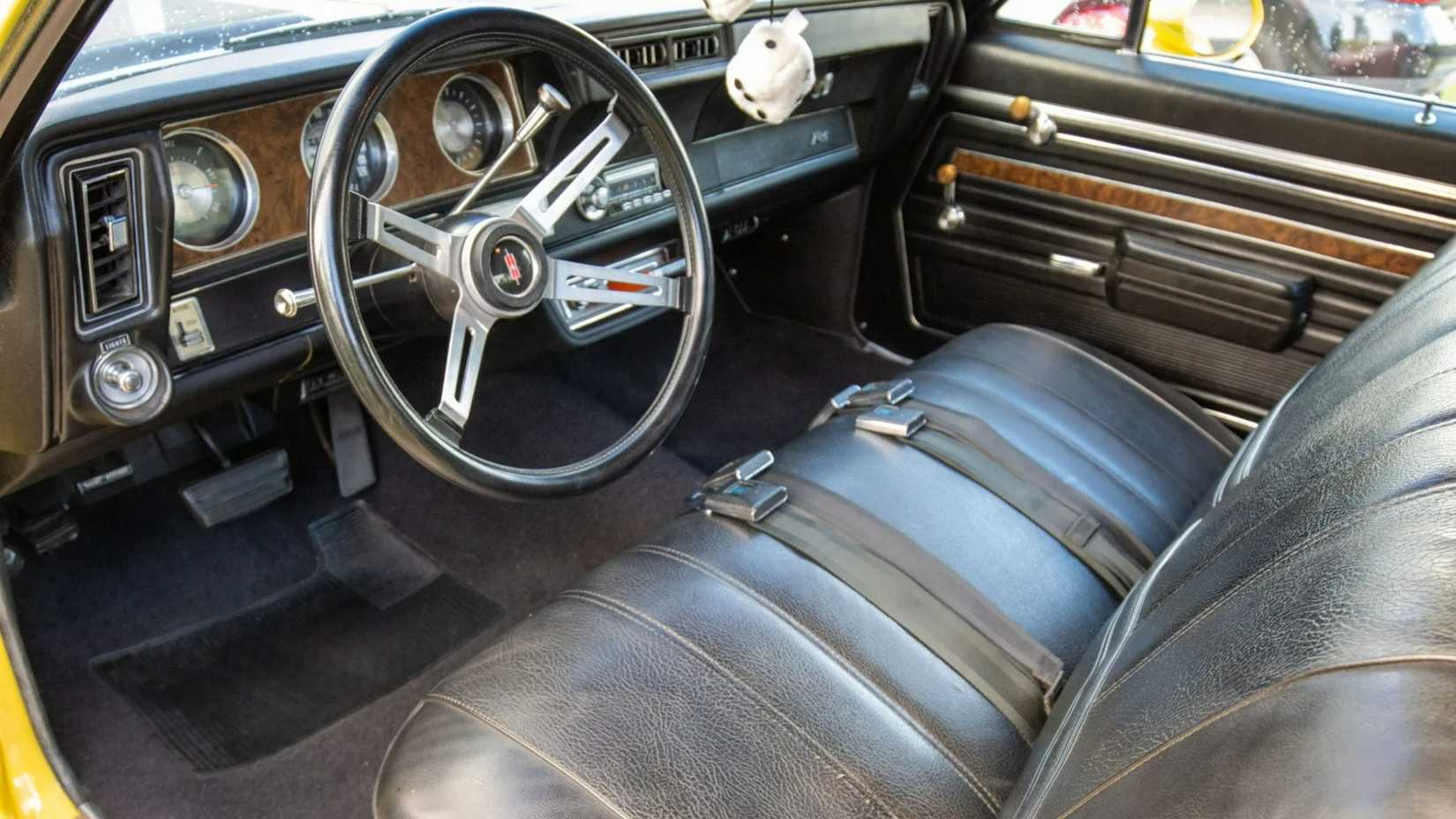 1970_oldsmobile_rallye_350_interior