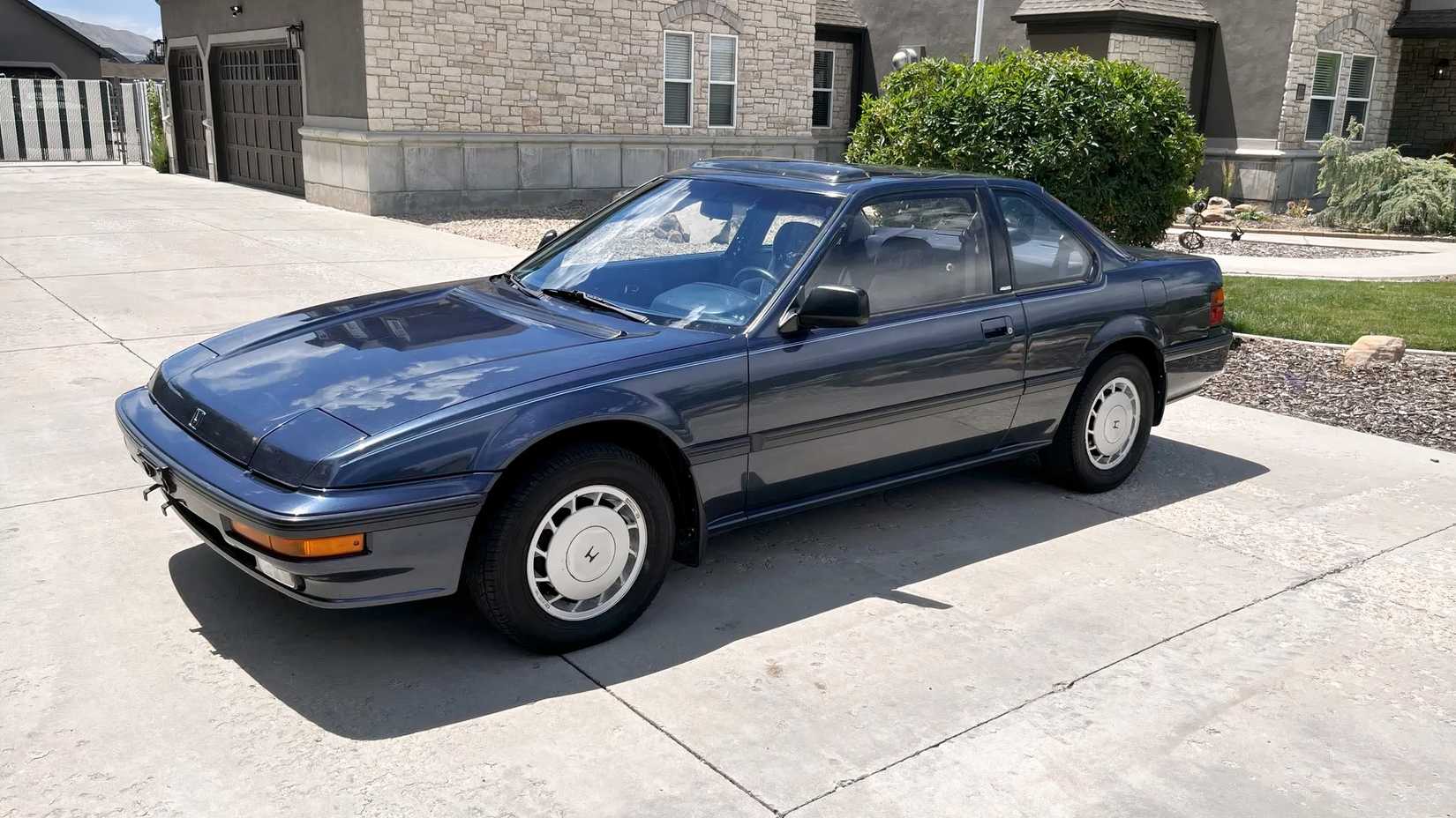The Third Gen Honda Prelude Paired Impressive Tech And Great Performance the-third-gen-honda-prelude-paired-impressive-tech-and-great-performance