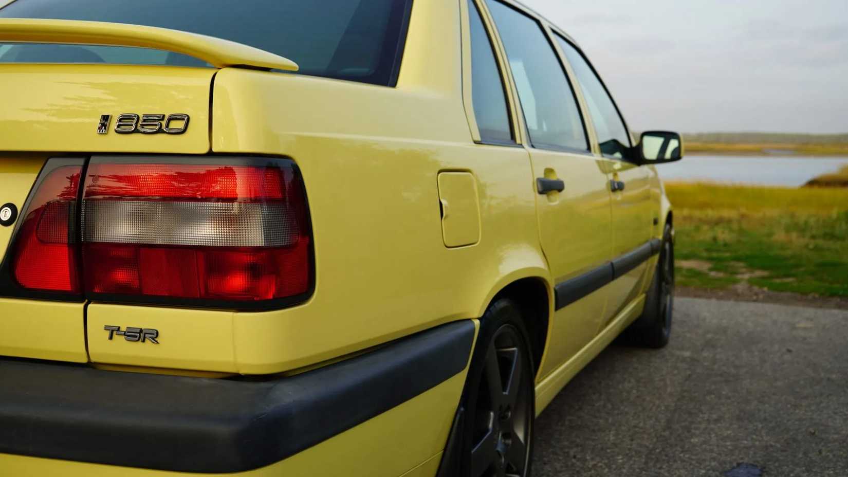 Volvo 850 T5-R: The 30-Year-Old Game-Changer That Redefined the Brand