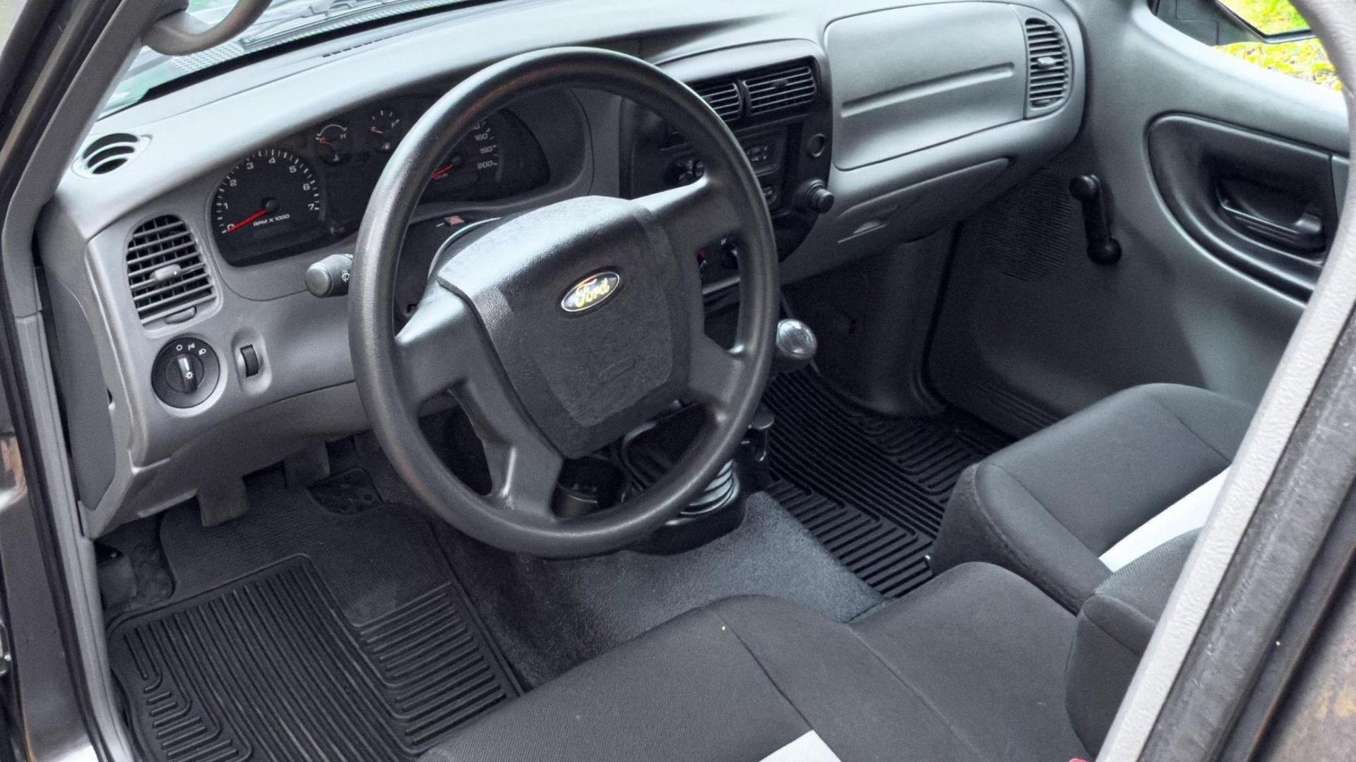 2010 Ford Ranger Pricing, Photos & Specs
