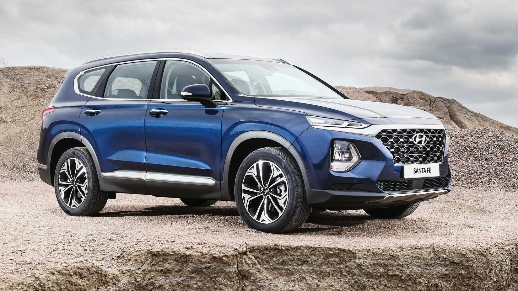 2019_hyundai_santa_fe_front