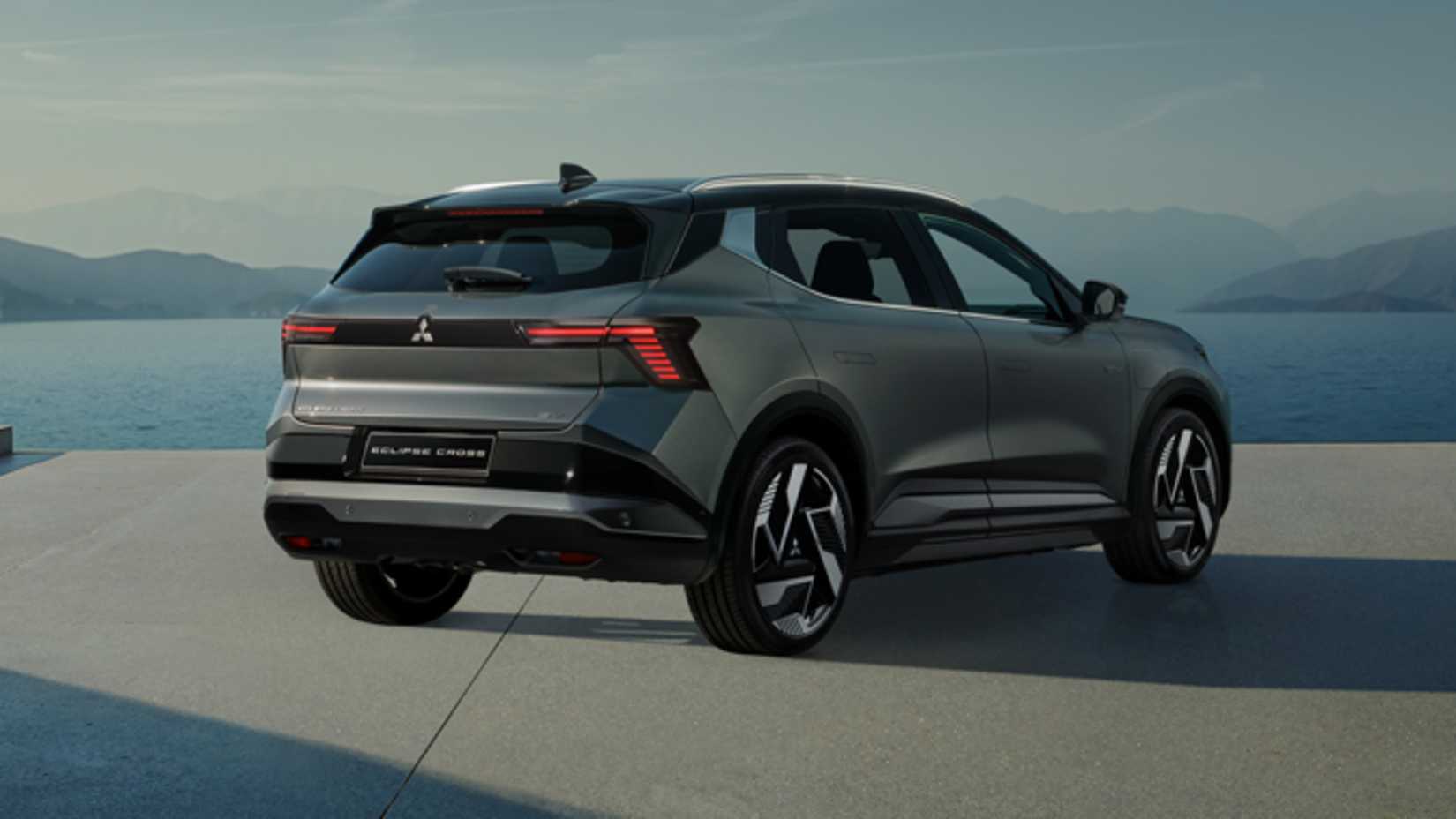 Mitsubishi Eclipse Cross EV новые технологии и дизайн