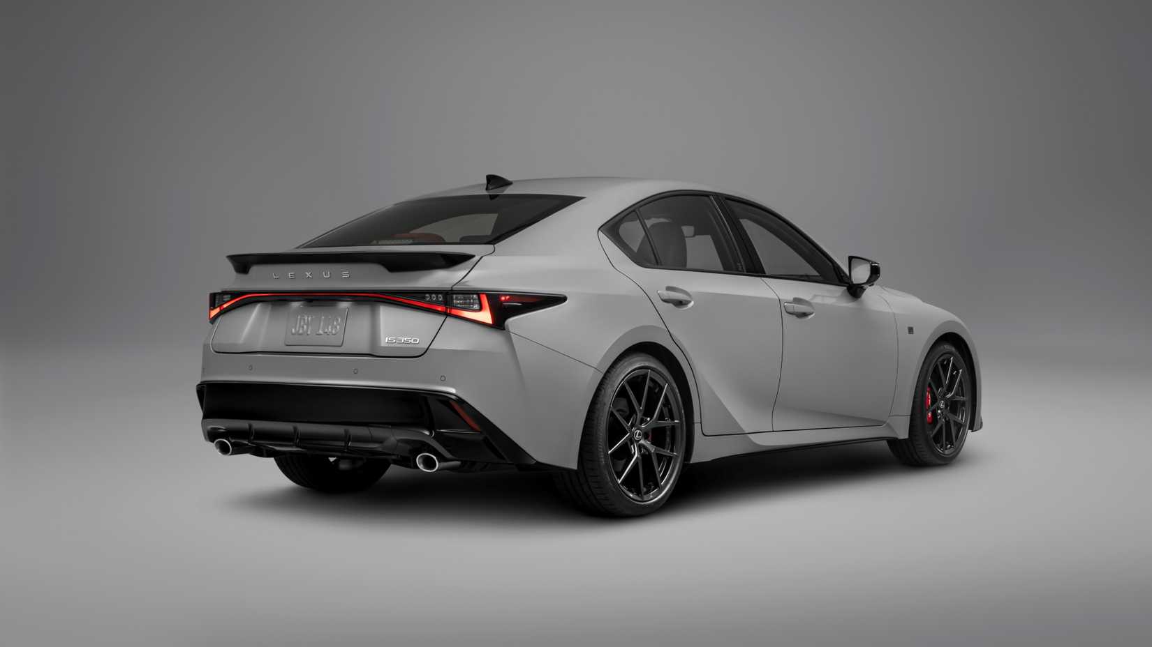 Lexus IS универсал — шанс на возвращение легенды