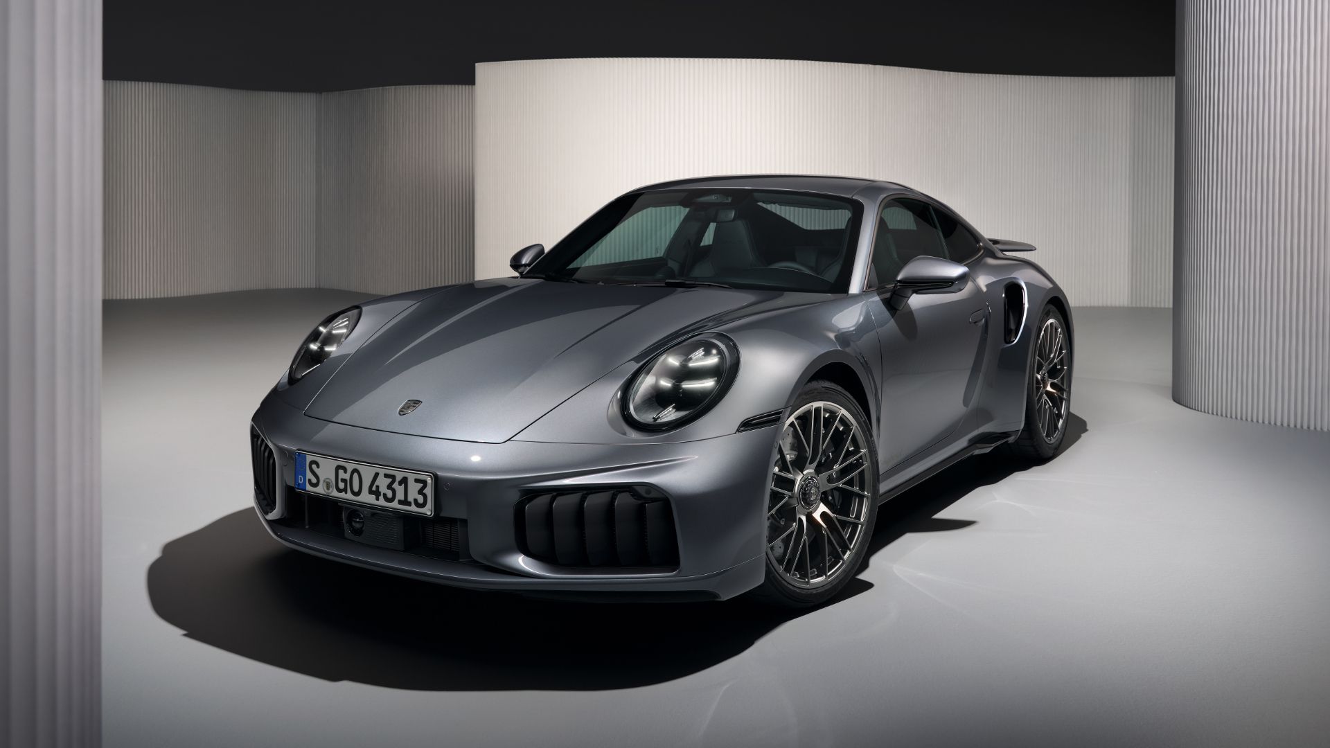 Porsche911(992) turbo メタルカー 992.2 Porsche 911 Turbo S Unveiled With Hybrid Powertrain And 700 HP