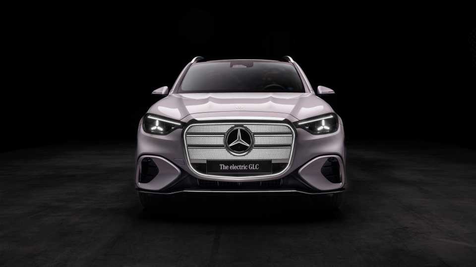 Предна част на Mercedes-Benz GLC 2027