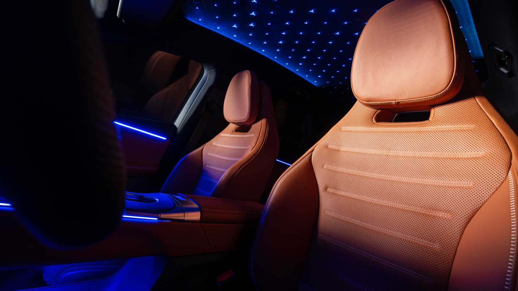 Предна седалка на Mercedes-Benz GLC 2027