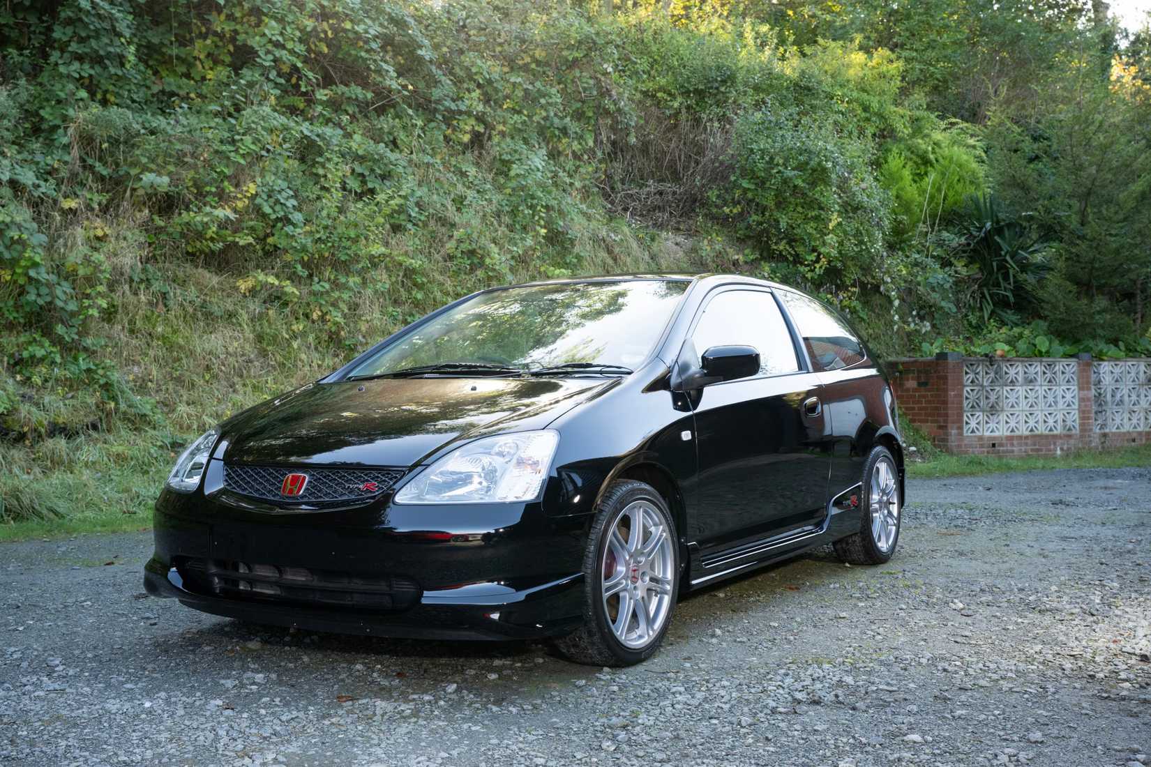 Americans Will Finally be Able To Import This NA Civic Type R In 2026