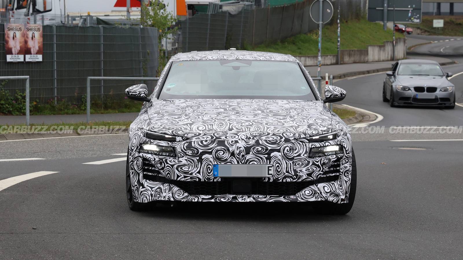 Audi RS6 Avant E-Tron новые фары и электродвигатели