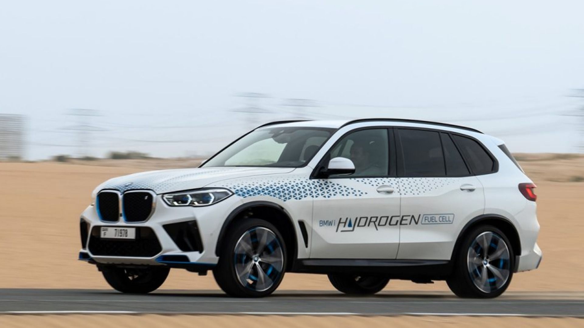 BMW запускает водородный X5 2028