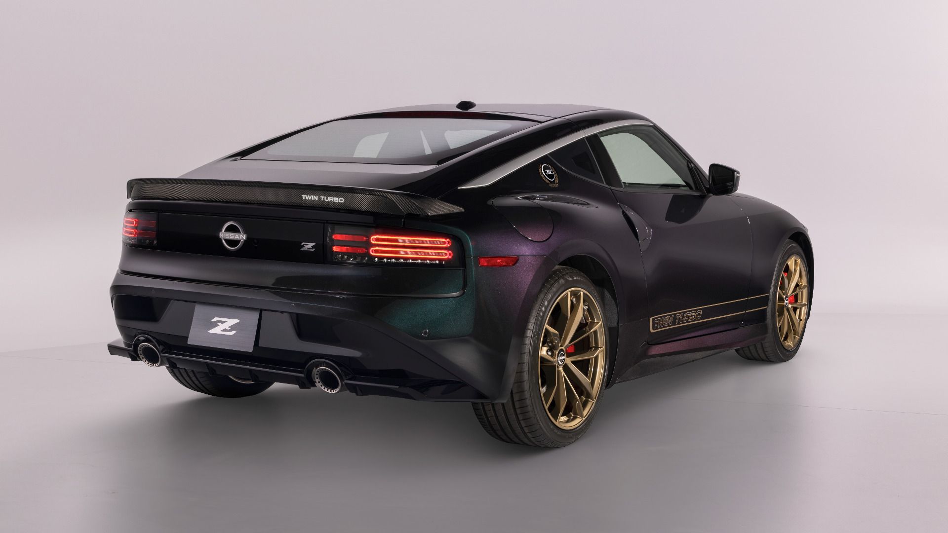 Nissan Z Heritage Edition Blends 1990s 300ZX And GT-R Cues