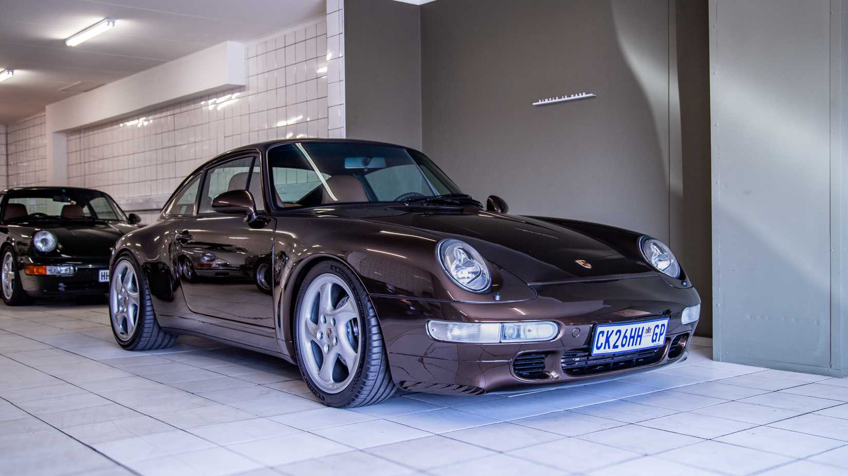 Dutchmann's 993 Porsche Is A Love-Letter To The Narrow-Body 911 ...