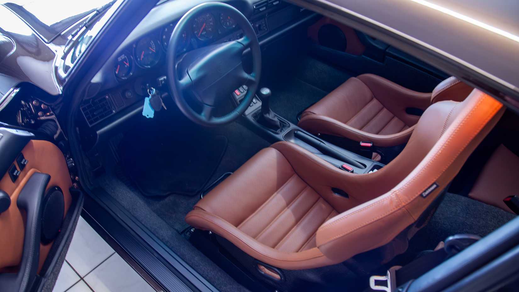 Dutchmann's 993 Porsche Is A Love-Letter To The Narrow-Body 911 ...