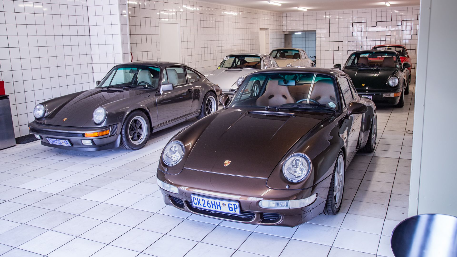 Dutchmann's 993 Porsche Is A Love-Letter To The Narrow-Body 911 ...