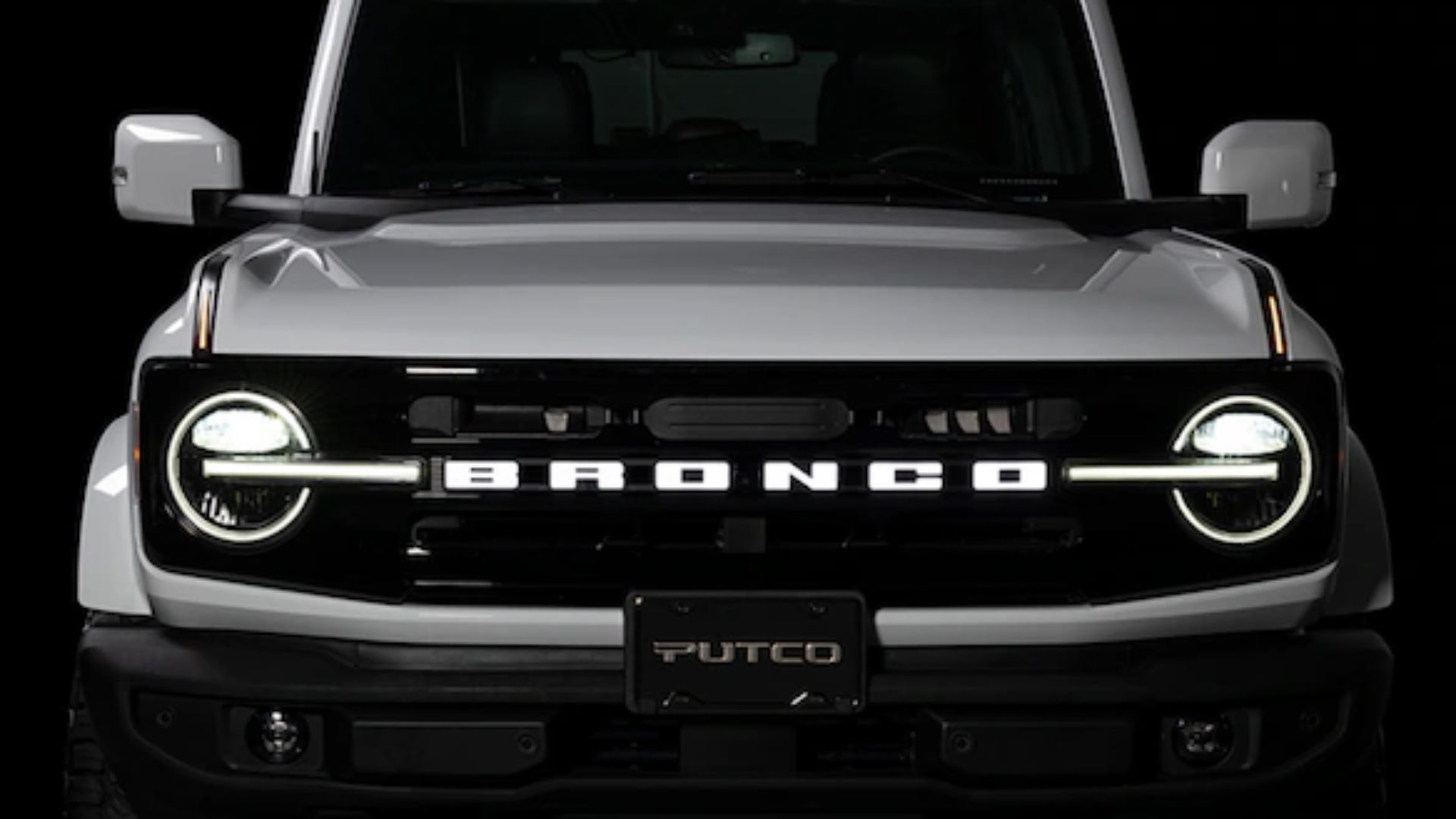 Must Have Accessories For The Ford Bronco Raptor
