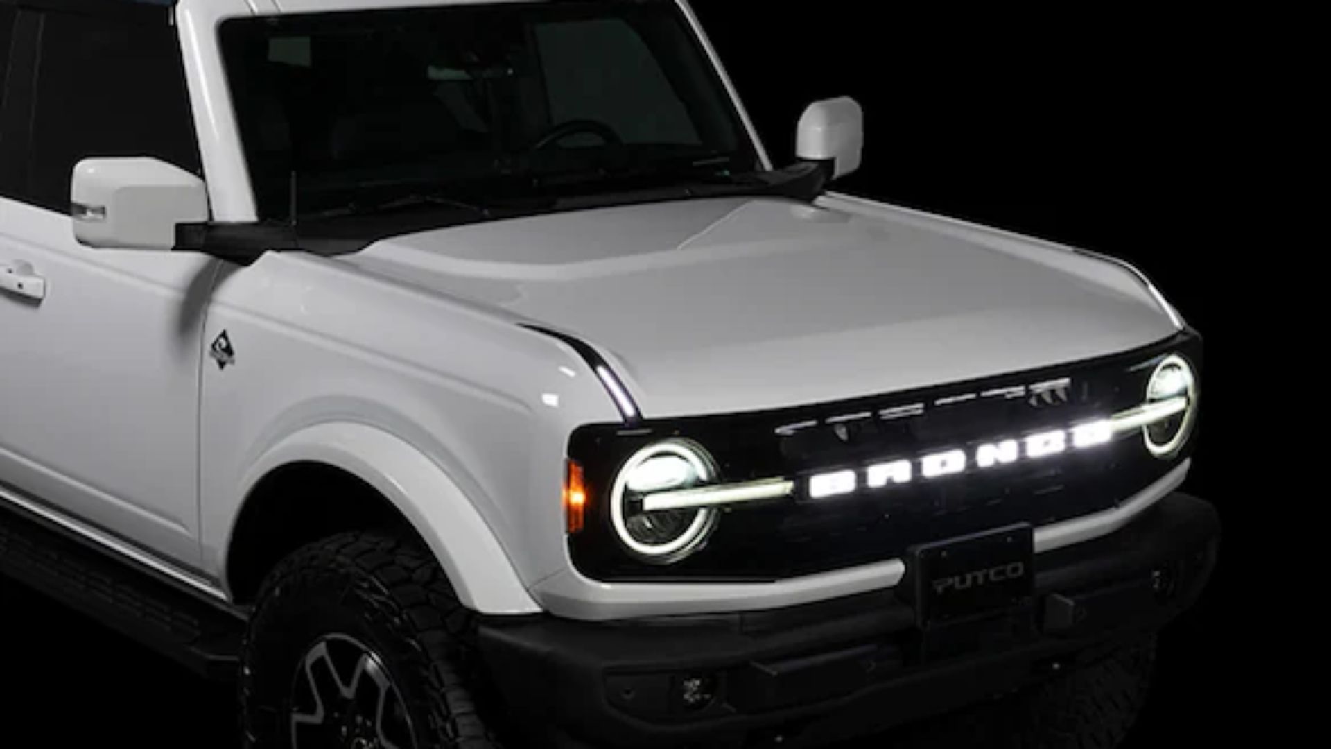 Must Have Accessories For The Ford Bronco Raptor