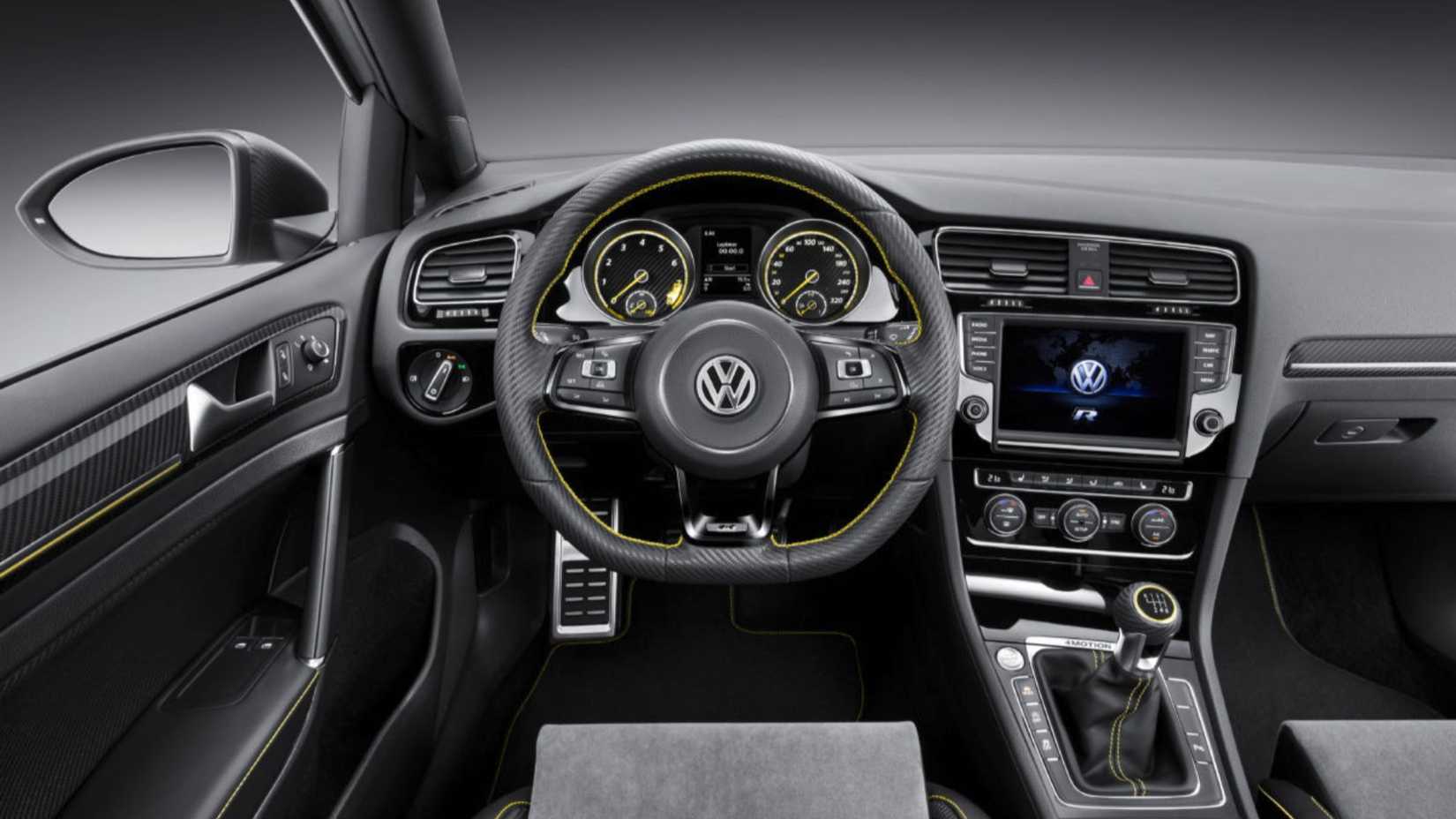  2014 Volkswagen Golf R400 interior