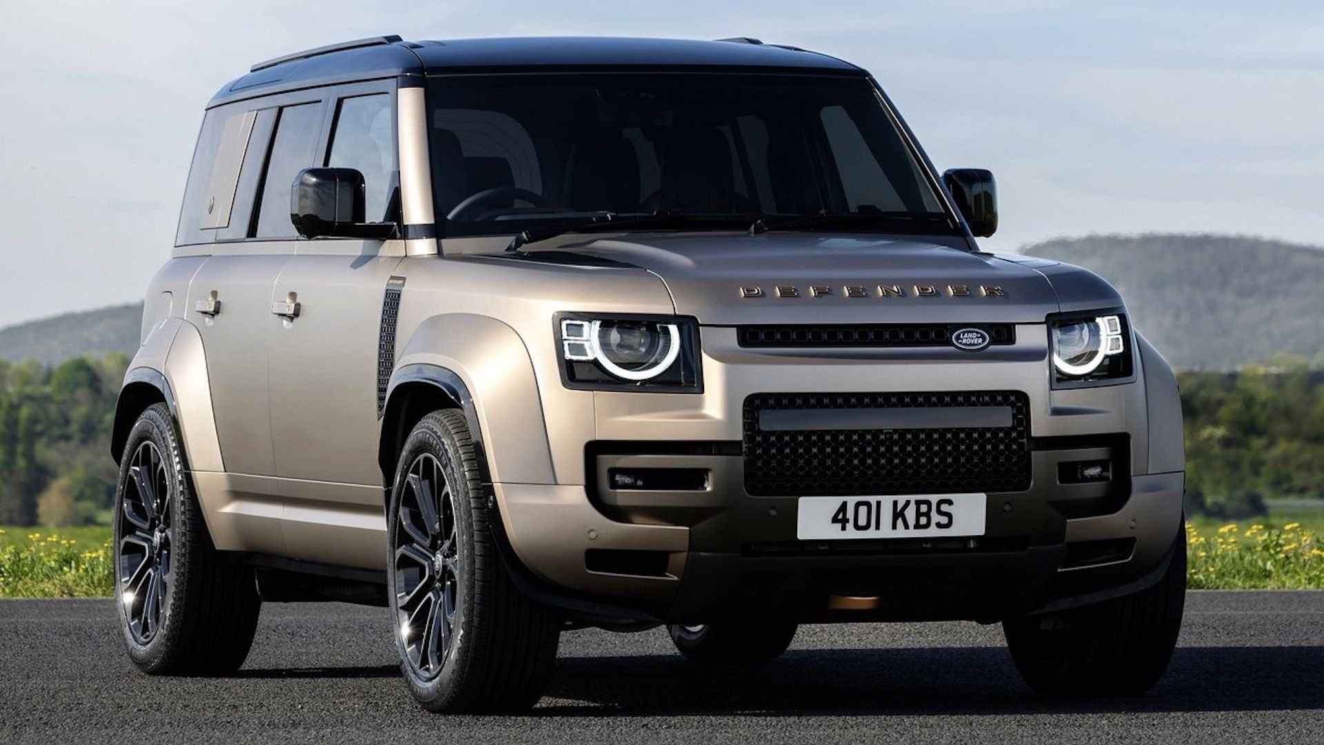 10 Ridiculously Expensive Luxury Off-Roaders That Aren't Afraid To Get ...