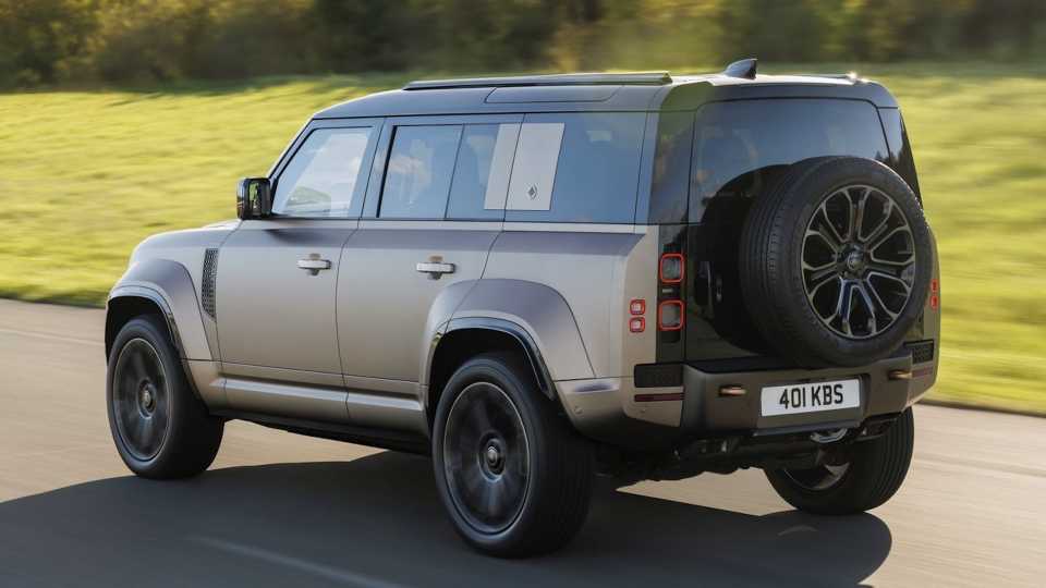 2025 Land Rover Defender OCTA Pricing, Photos & Specs