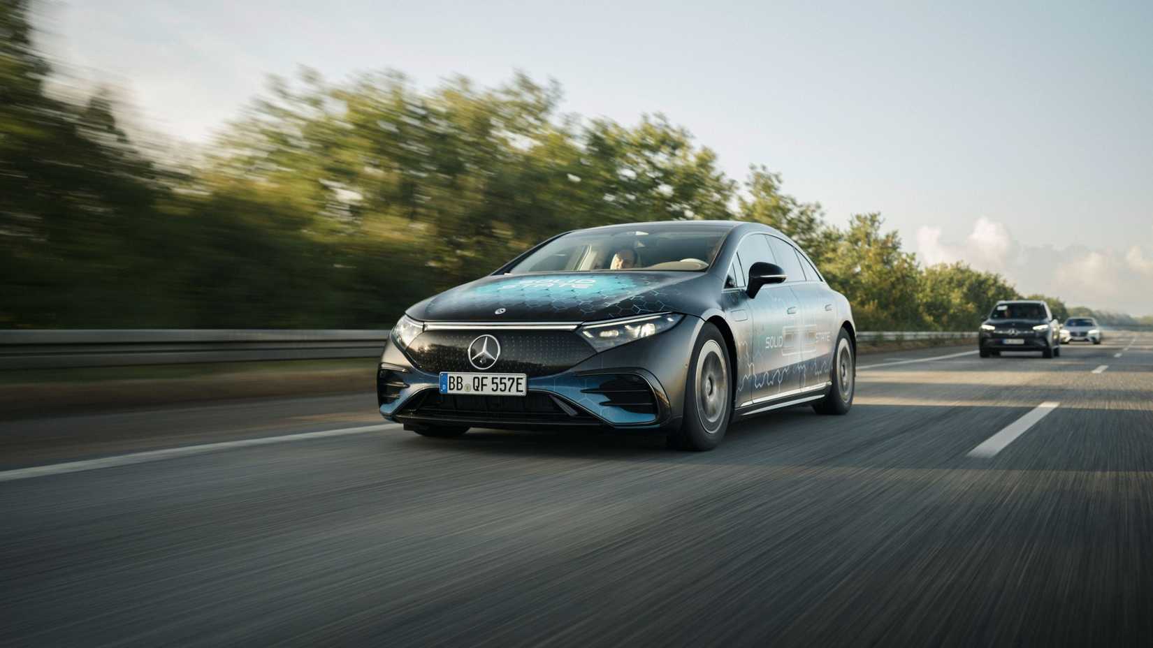 Mercedes-Benz EQS Solid State Distance Run