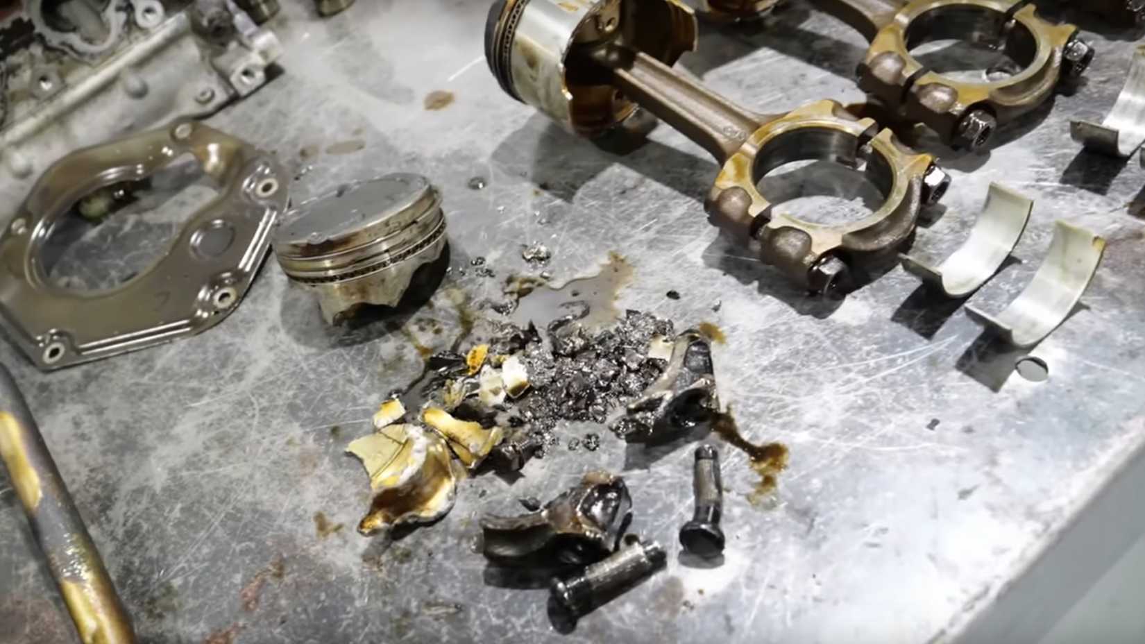 Mazda Miata Engine Teardown Shows Catastrophic Damage From Oil Starvation