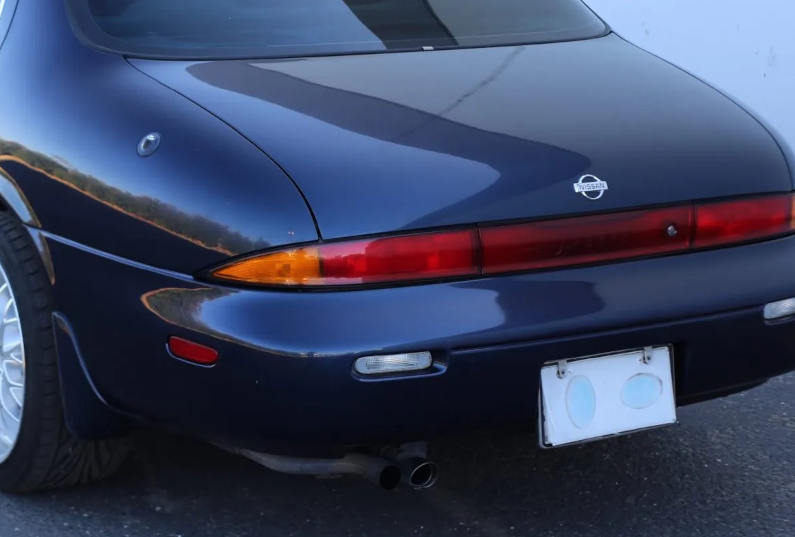 Nissan Leopard J Ferie: The Bold Experiment That Divided Opinions