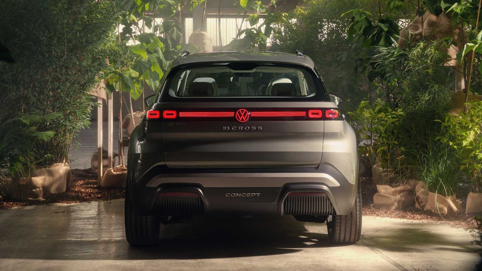 Volkswagen ID. CROSS Concept Debuts With 260 Miles Of Range