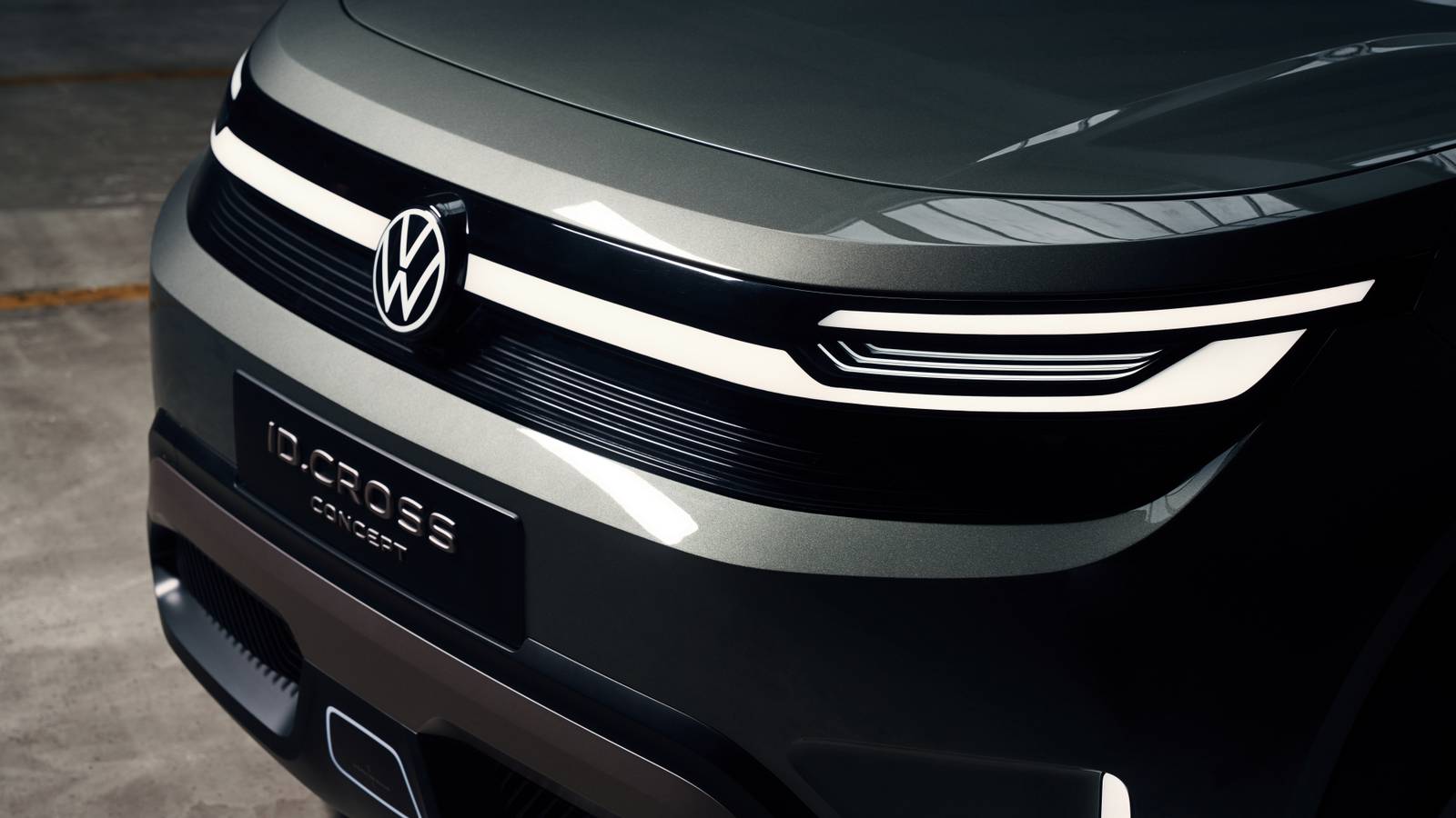 Volkswagen ID. CROSS Concept Debuts With 260 Miles Of Range