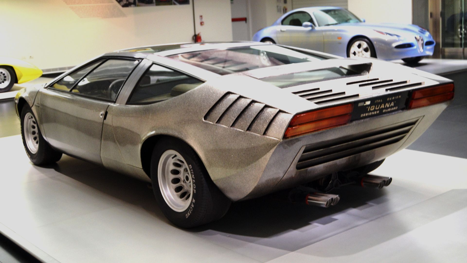 The Iguana Is A Mid-Engine Alfa Romeo That Weighs Less Than A Miata