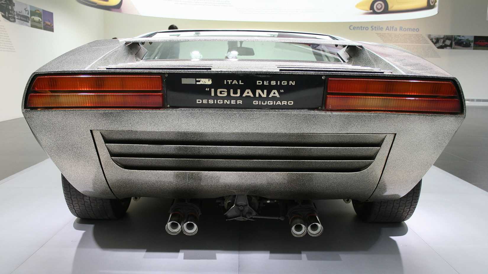 The Iguana Is A Mid-Engine Alfa Romeo That Weighs Less Than A Miata