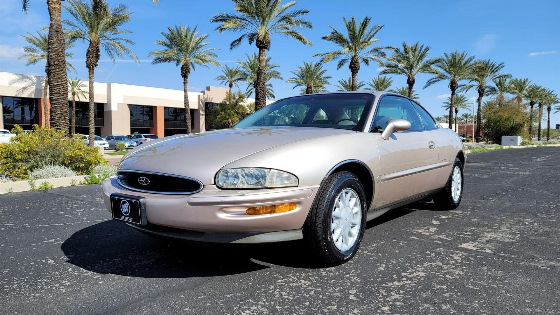 The Eighth-Generation Buick Riviera Was A Stylish Swan Song For