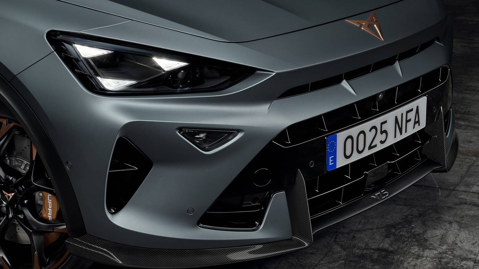 2026 Cupra Formentor VZ5 Debuts 385 HP From Audi Turbo 5 Cylinder Engine 2026-cupra-formentor-vz5-debuts-385-hp-from-audi-turbo-5-cylinder-engine