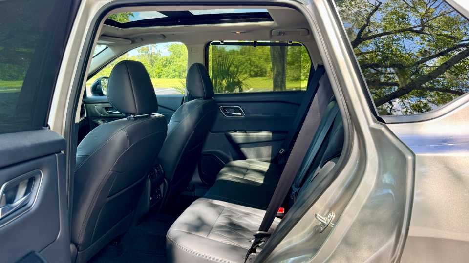 2025 Nissan Rogue Pricing, Photos & Specs